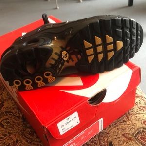 Nike Shoes - Air Max Plus( GS) Nike Shoes - Air Max Plus( GS)